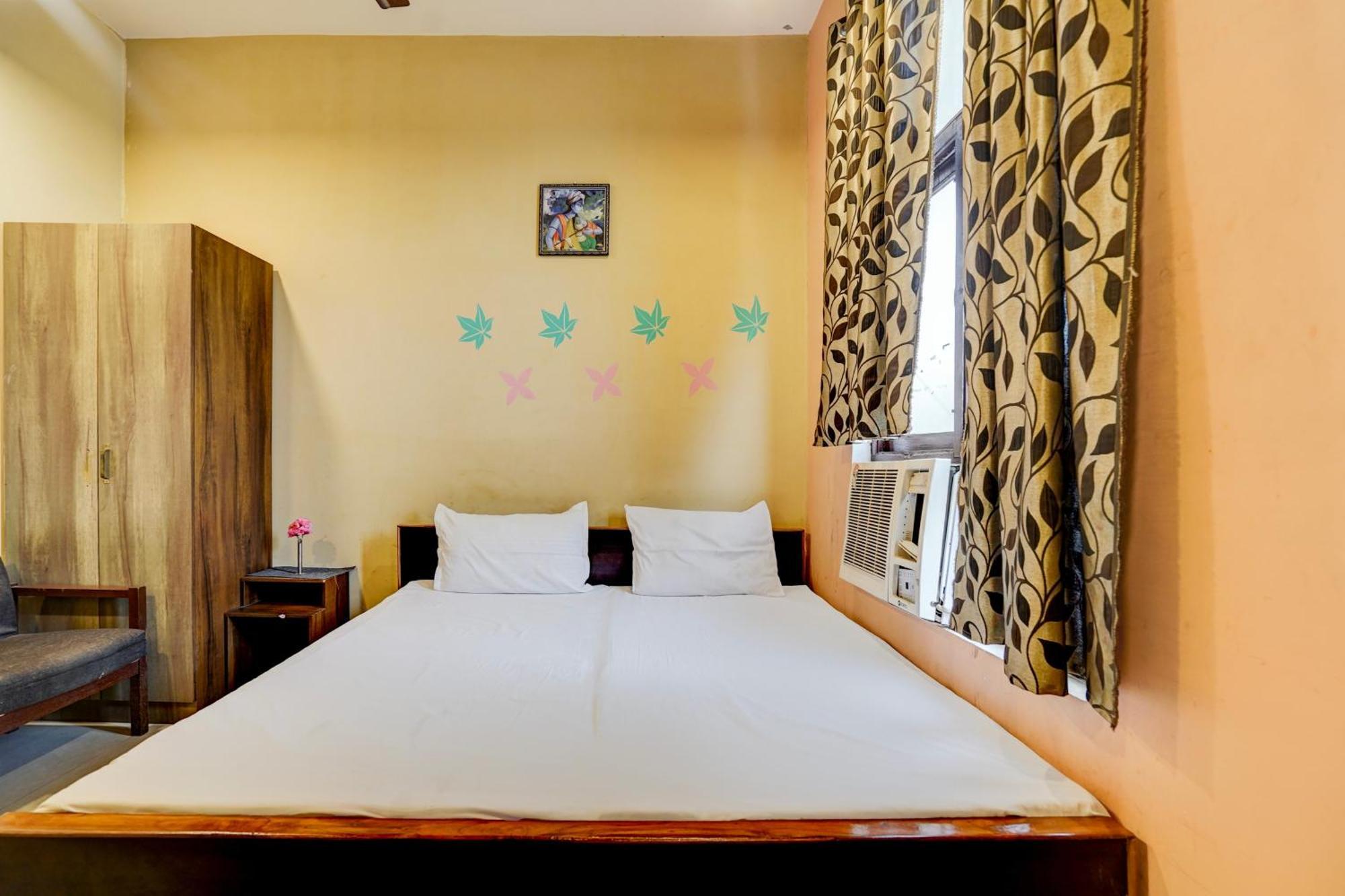Mirzāpur Hotel O Shyam Utsav מראה חיצוני תמונה