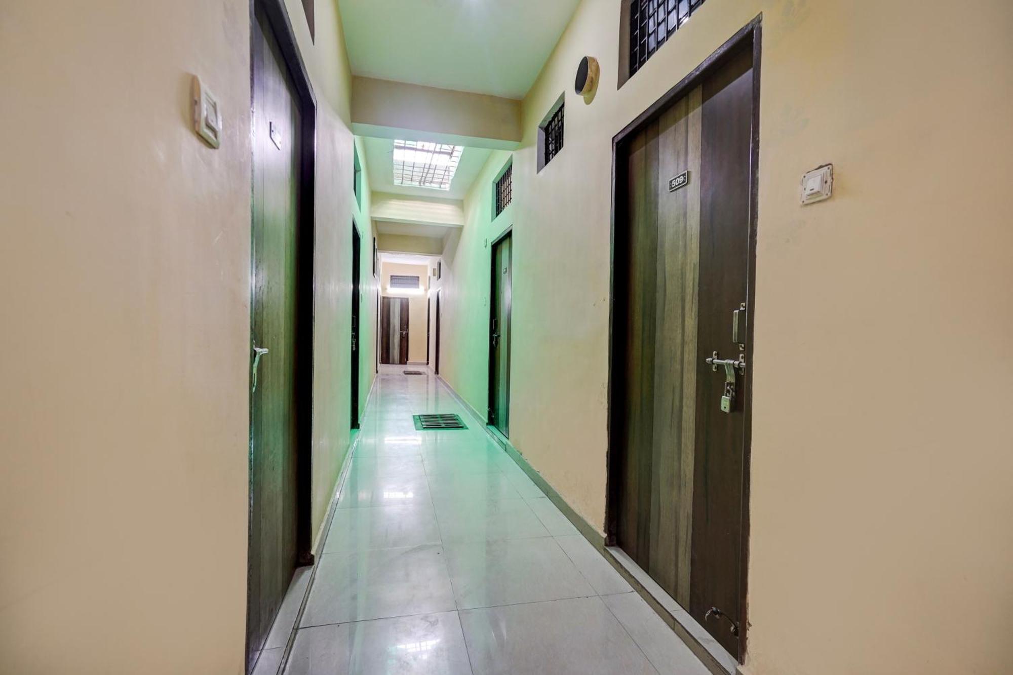 Mirzāpur Hotel O Shyam Utsav מראה חיצוני תמונה